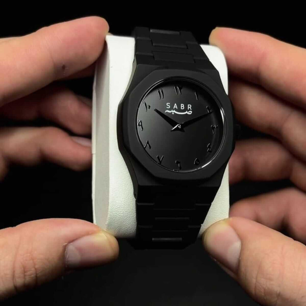 Relógio Masculino SABR Arábia — Essência Black
